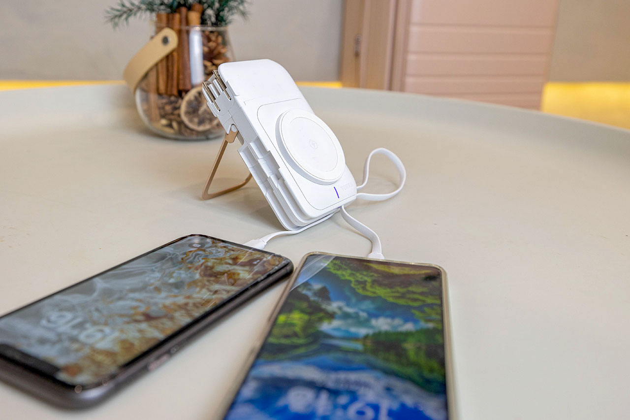 TORRII、SOLA太能充、LUNA月光充，2024行動電源推薦