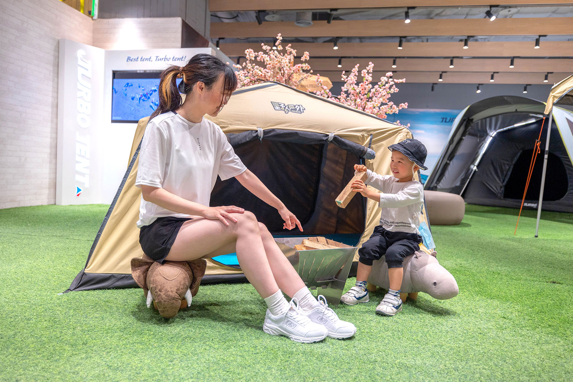 宏匯廣場HONHUI PLAZA