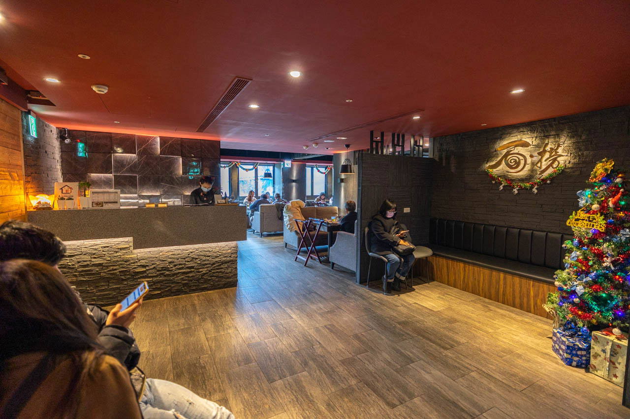 石撈麻辣鴛鴦鍋-松江南京麻辣火鍋