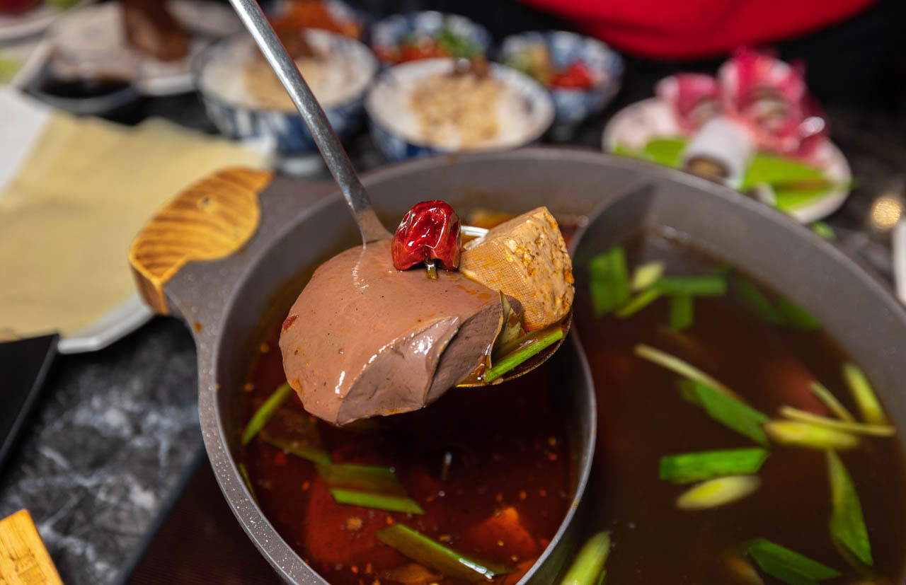 石撈麻辣鴛鴦鍋