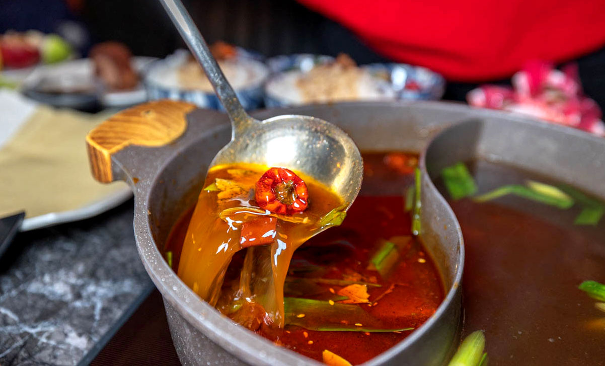 石撈麻辣鴛鴦鍋