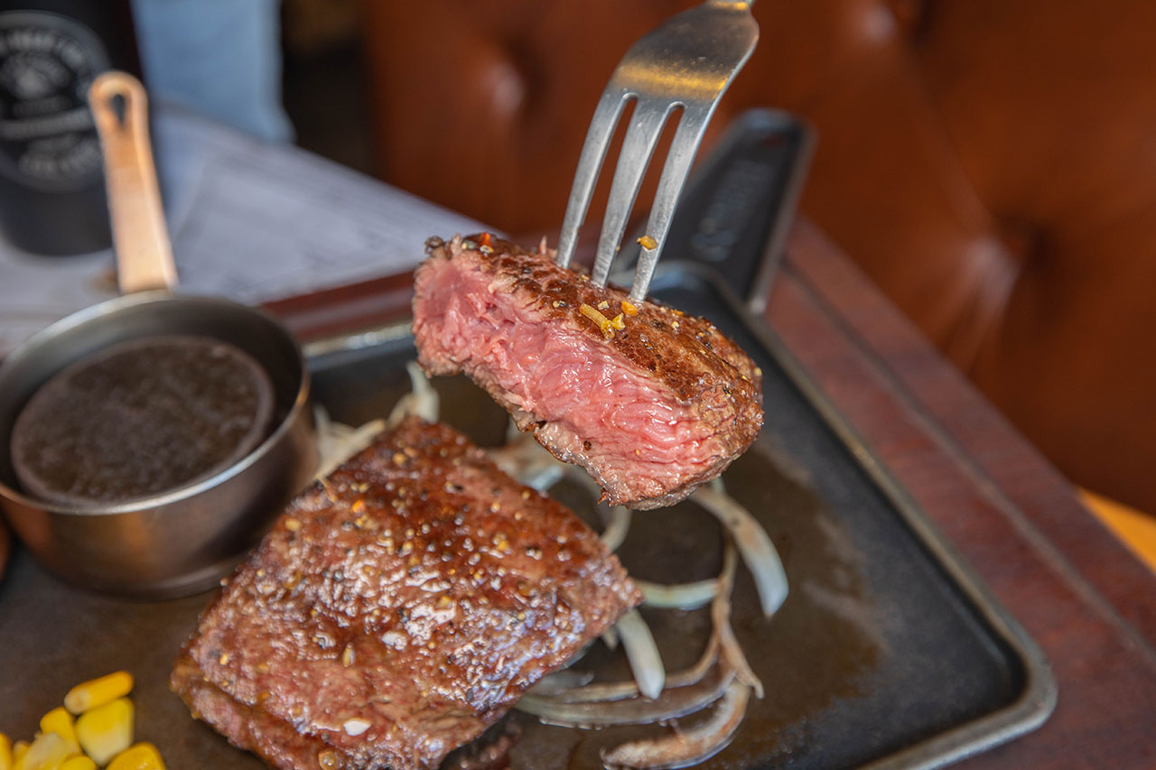 tgb很牛炭燒牛排-埔里店