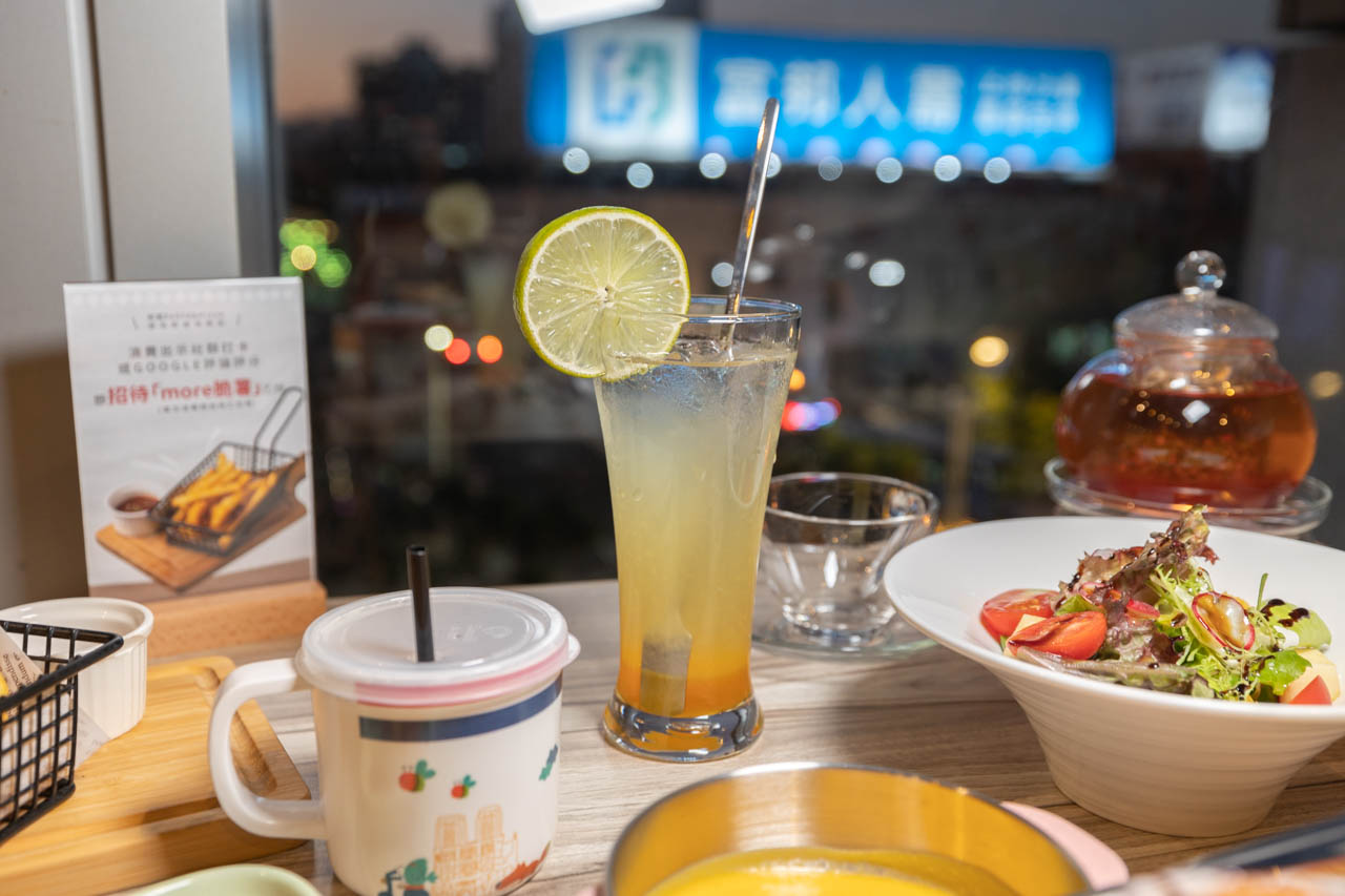 默爾pasta&pizza-誠品新板店