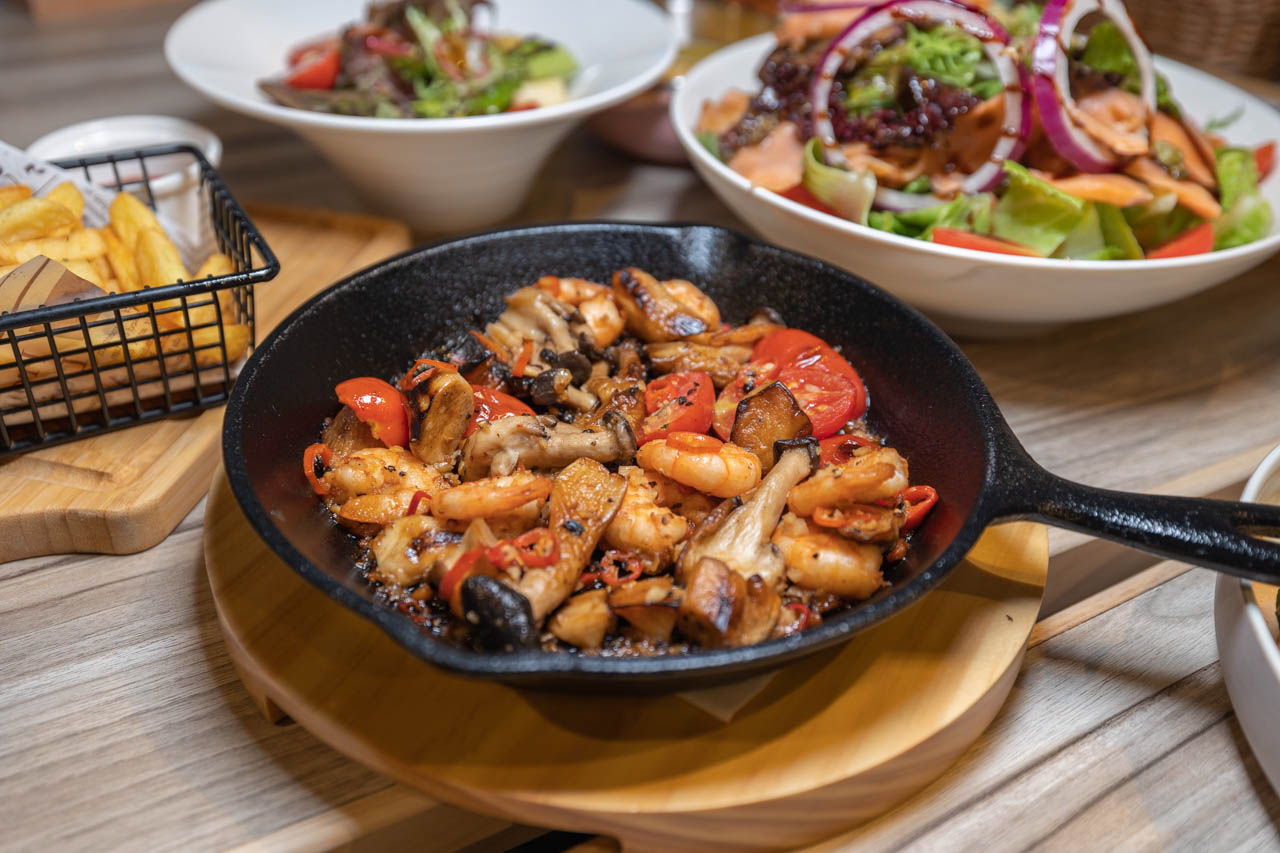 默爾pasta&pizza-誠品新板店