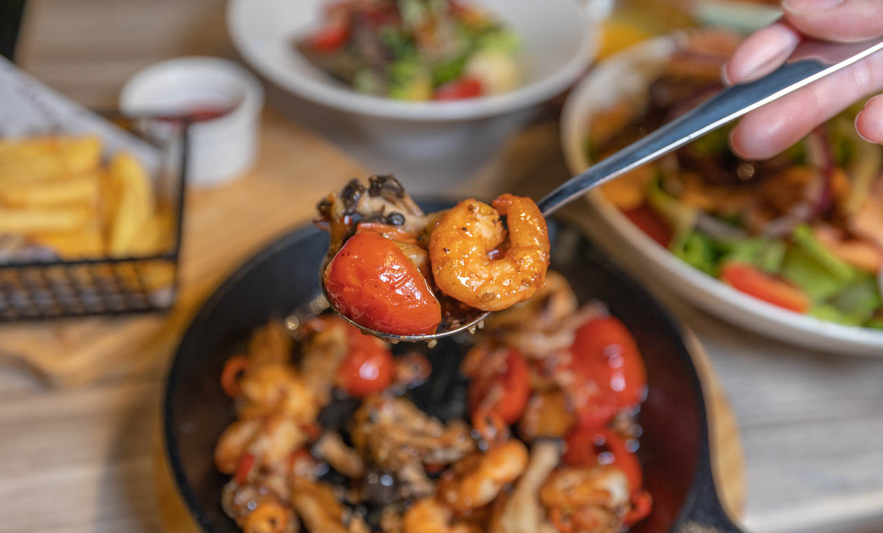 默爾pasta&pizza-誠品新板店