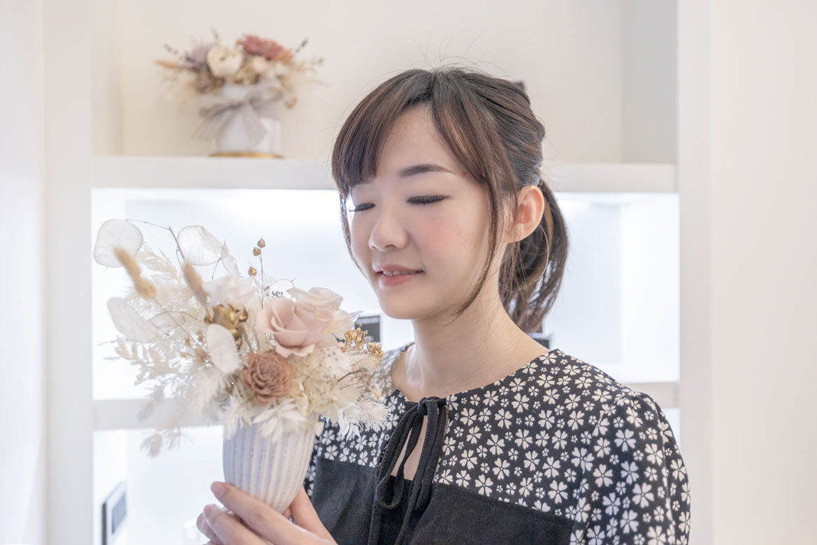 台中霧眉推薦rainy aesthetic art