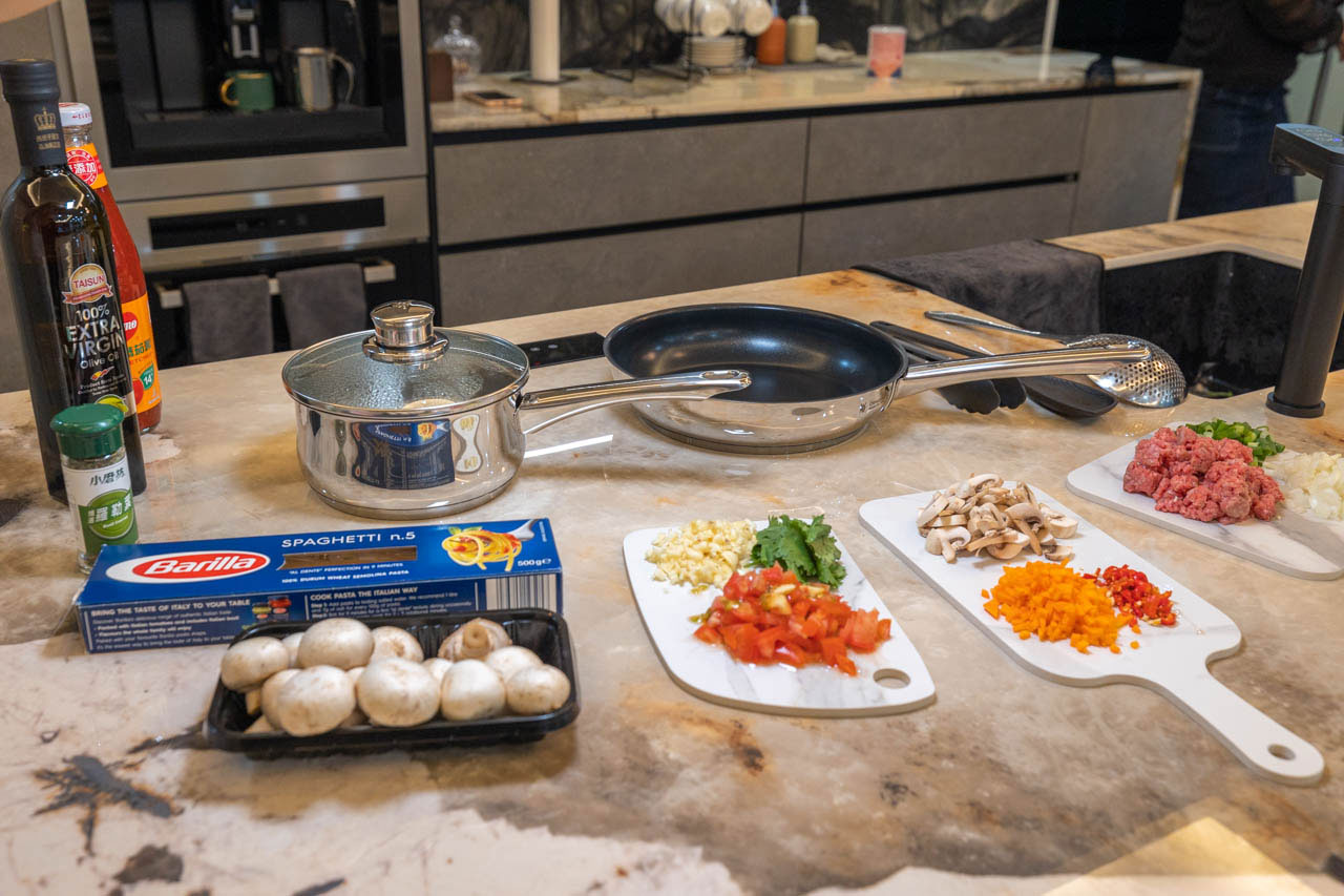 佳聯石業-台中展示中心 infinity鈦鋼石