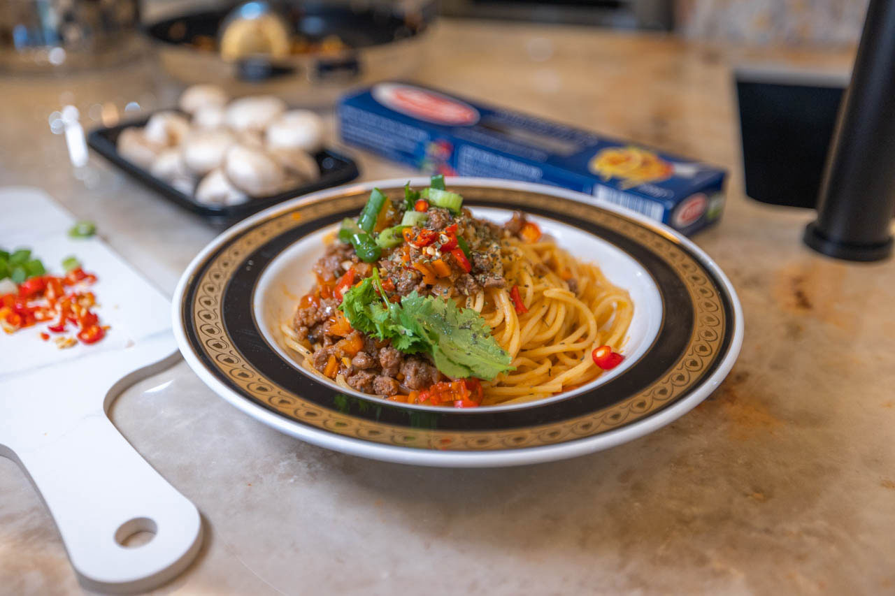 佳聯石業-台中展示中心 infinity鈦鋼石