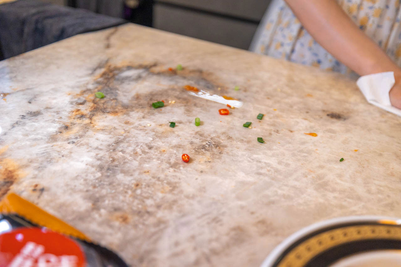 佳聯石業-台中展示中心 infinity鈦鋼石