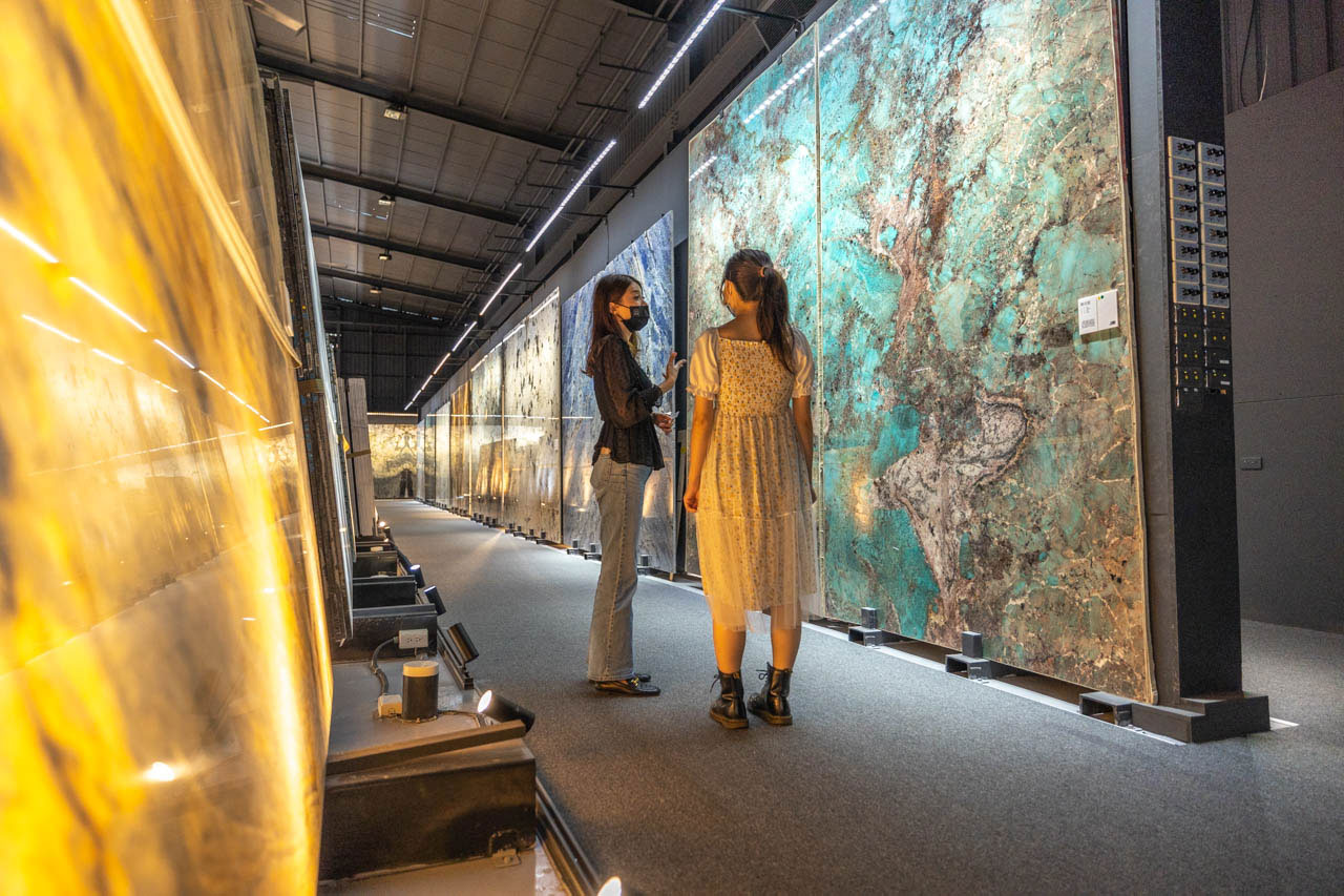 佳聯石業-台中展示中心 INFINITY鈦鋼石