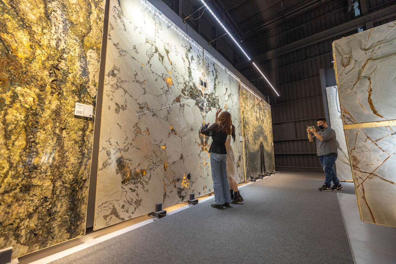 佳聯石業-台中展示中心 infinity鈦鋼石