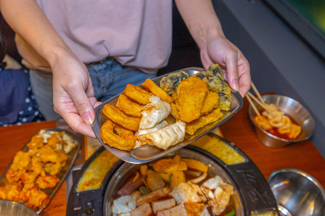 兩餐dookki-두끼韓國年糕火鍋吃到飽(中友店) 台中美食