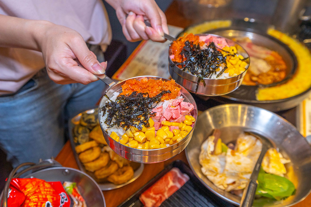 兩餐dookki-두끼韓國年糕火鍋吃到飽(中友店)