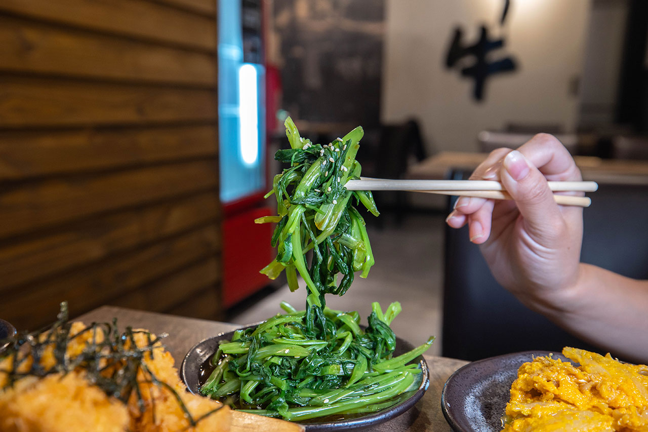 川牛木石亭新店中正店