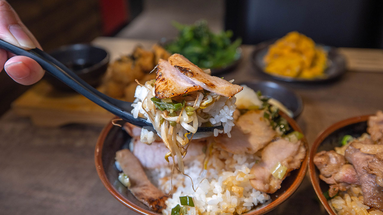 川牛木石亭新店中正店