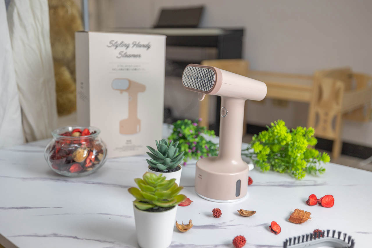 手持turbo加壓蒸汽熨斗開箱