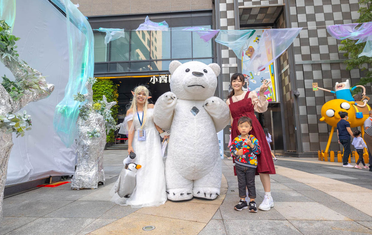 德妮嗨派對-冬雪森林動物捉迷藏