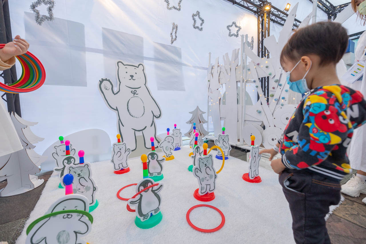 德妮嗨派對-冬雪森林動物捉迷藏