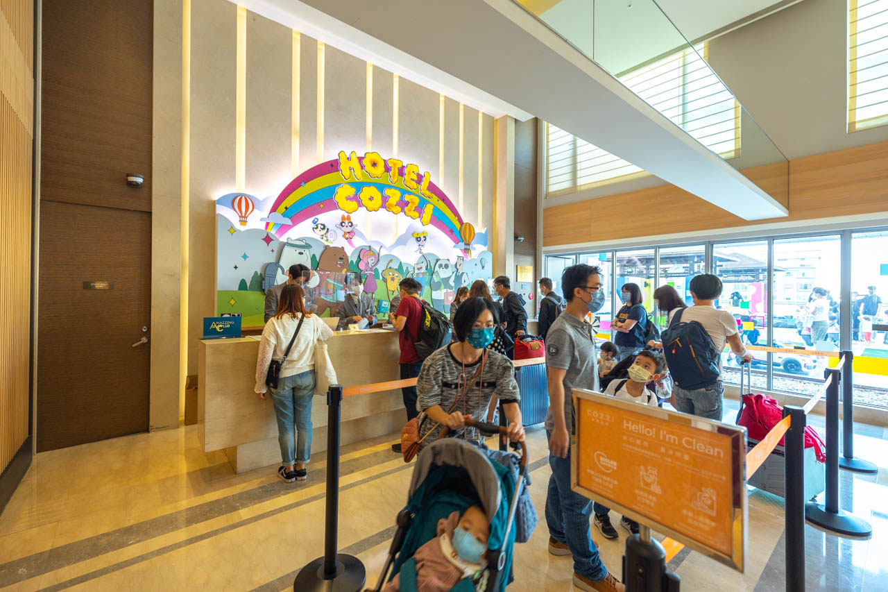 德妮嗨派對-冬雪森林動物捉迷藏