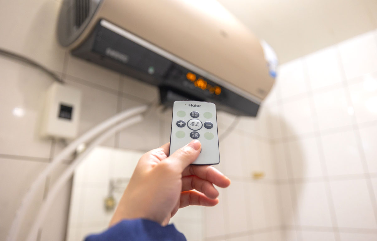 haier海爾空氣能熱泵熱水器80l