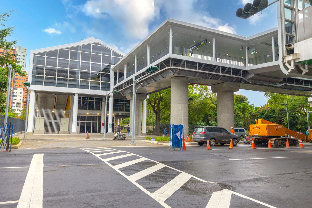 新店安坑輕軌一日遊