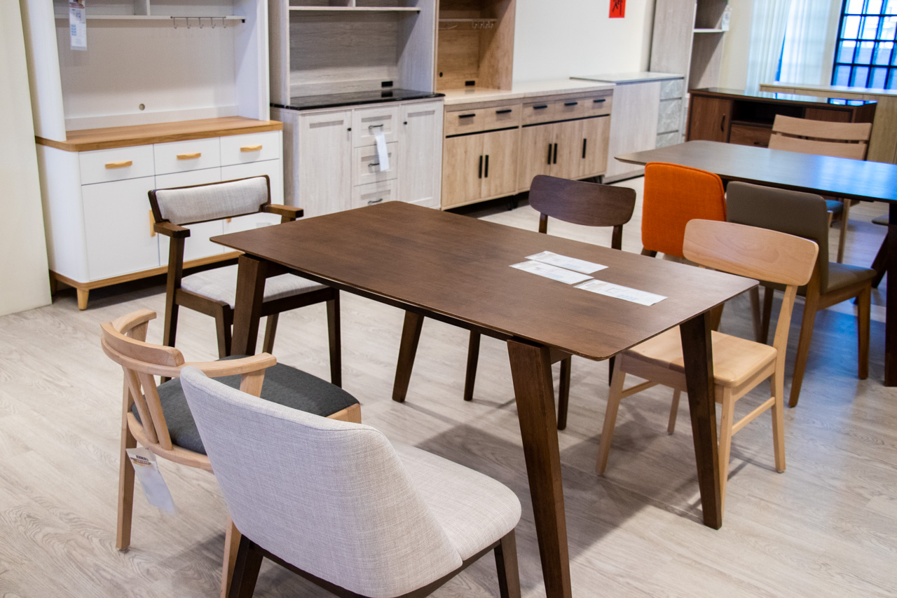 日本直人木業台中店