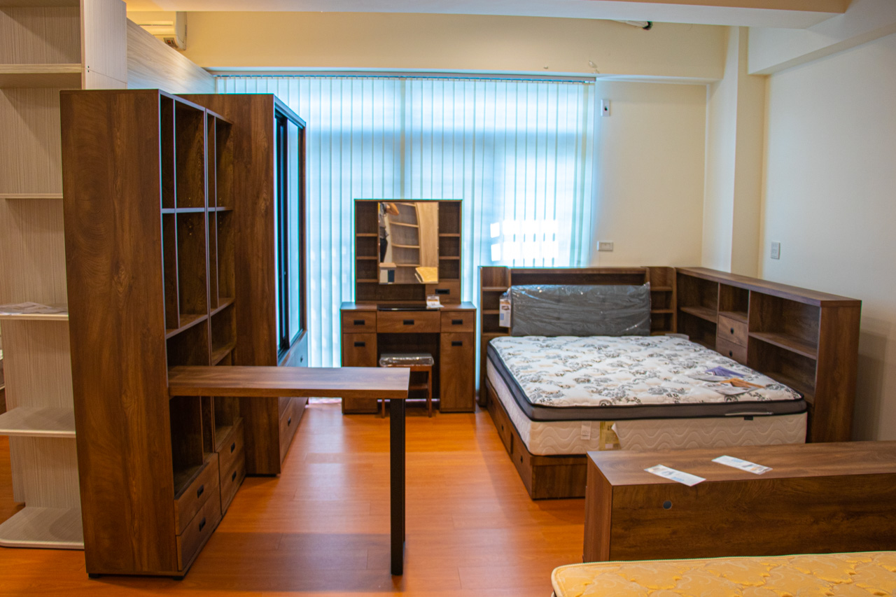 日本直人木業台中店