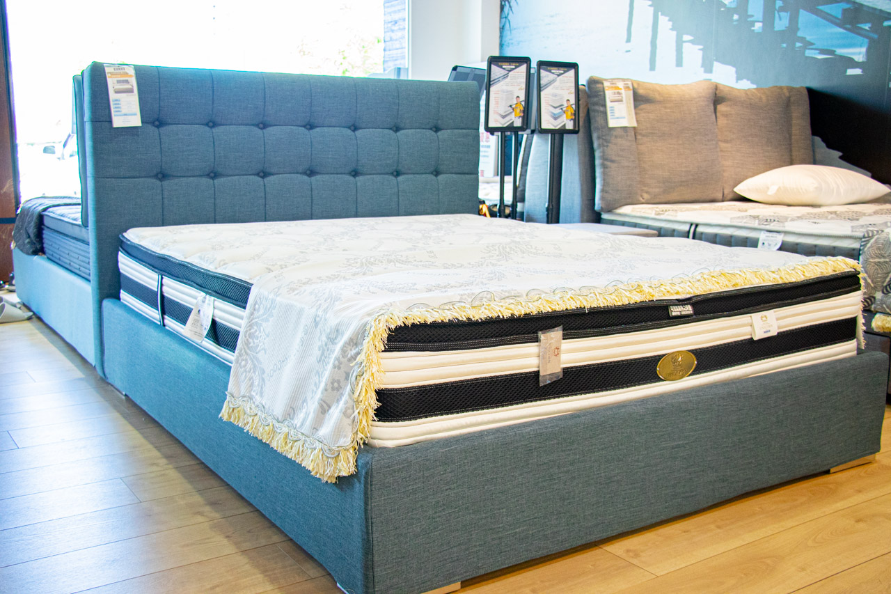 日本直人木業台中店