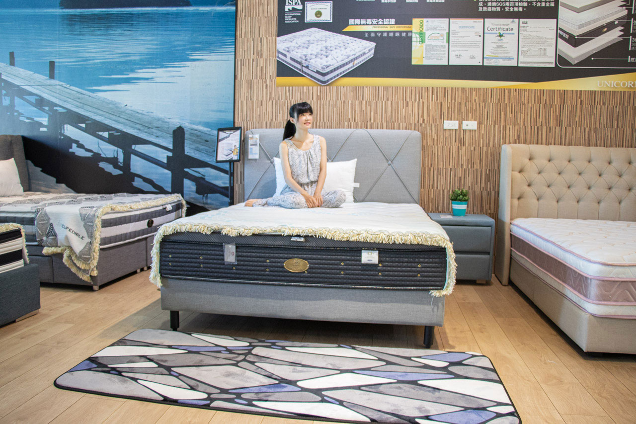 日本直人木業台中店