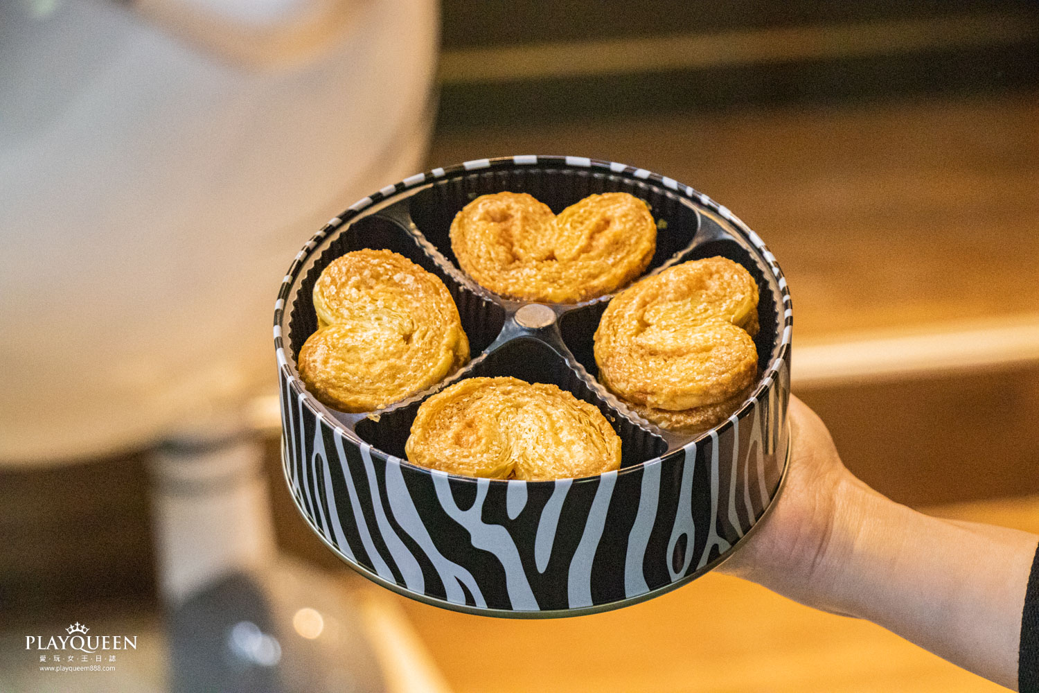 紅髮斑斑逢甲店