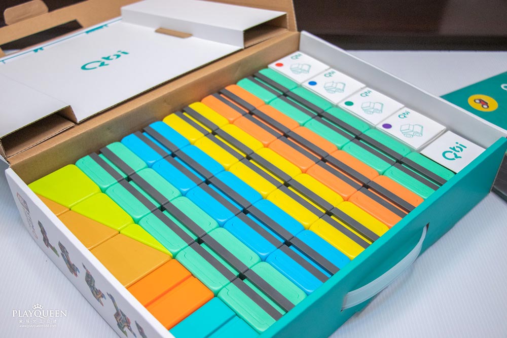 Qbi益智磁吸軌道玩具