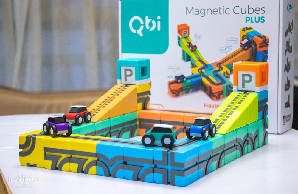 Qbi益智磁吸軌道玩具