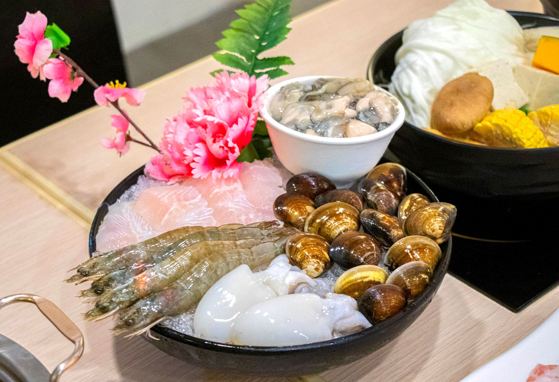 肉多多火鍋-彰化旭光店火鍋吃到飽