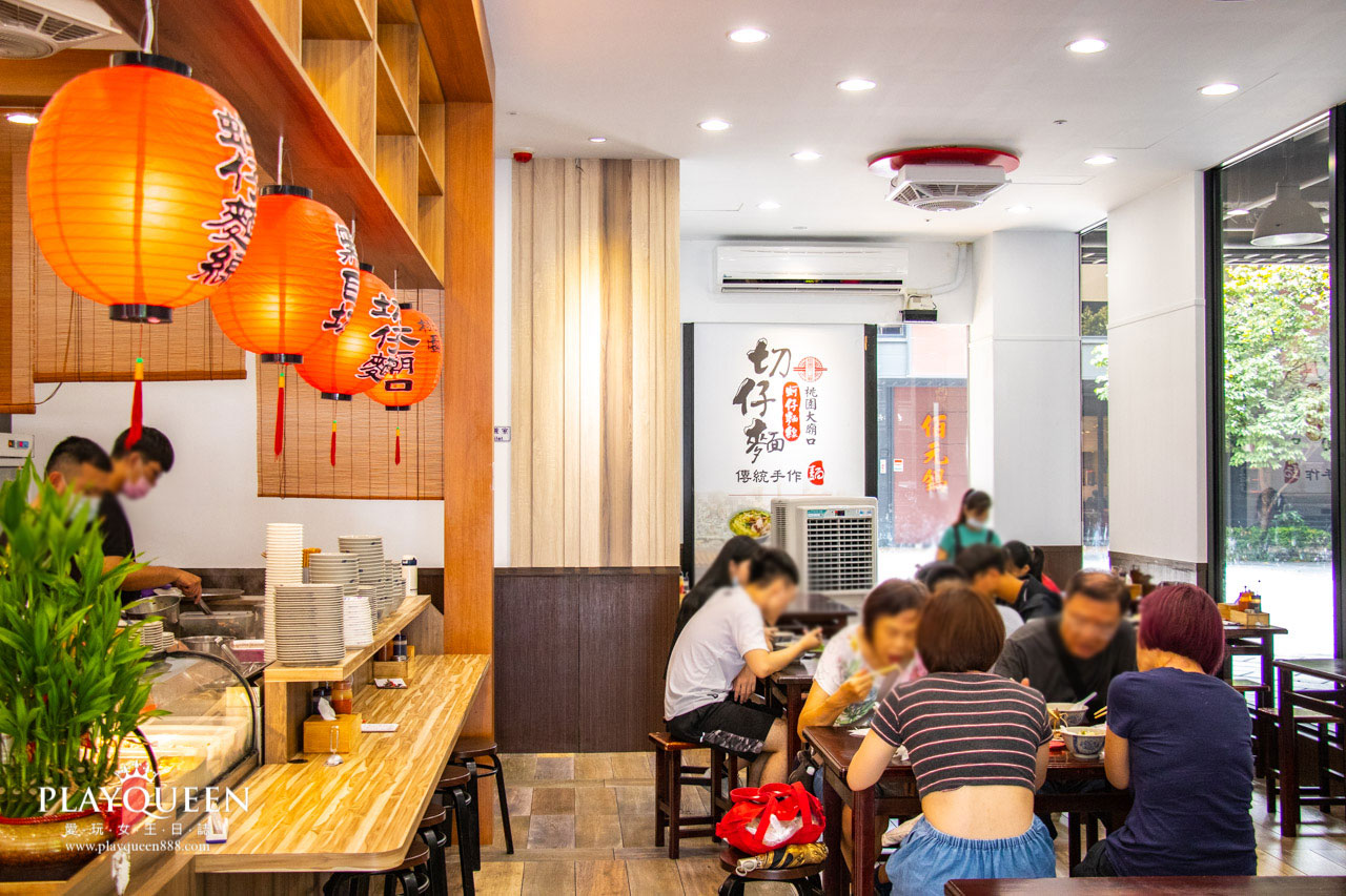 桃園大廟口切仔麵-蚵仔麵線