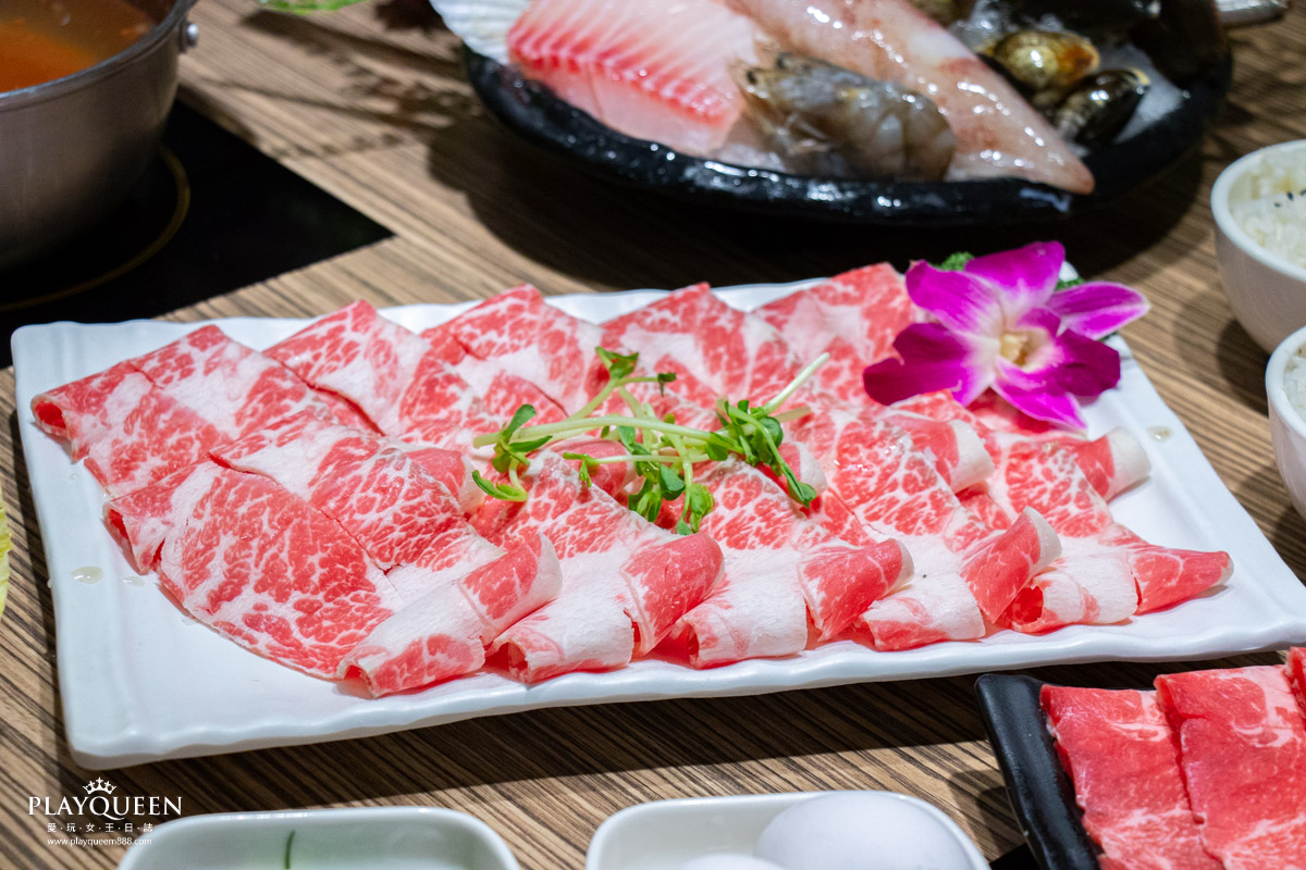 火鍋世家 嘉義尊爵店 火鍋世家 嘉義尊爵店