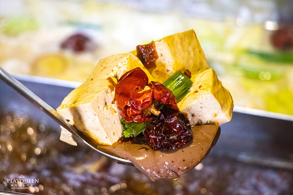 瓦庫麻辣鍋 WOW COOL 瓦庫麻辣鍋 WOW COOL