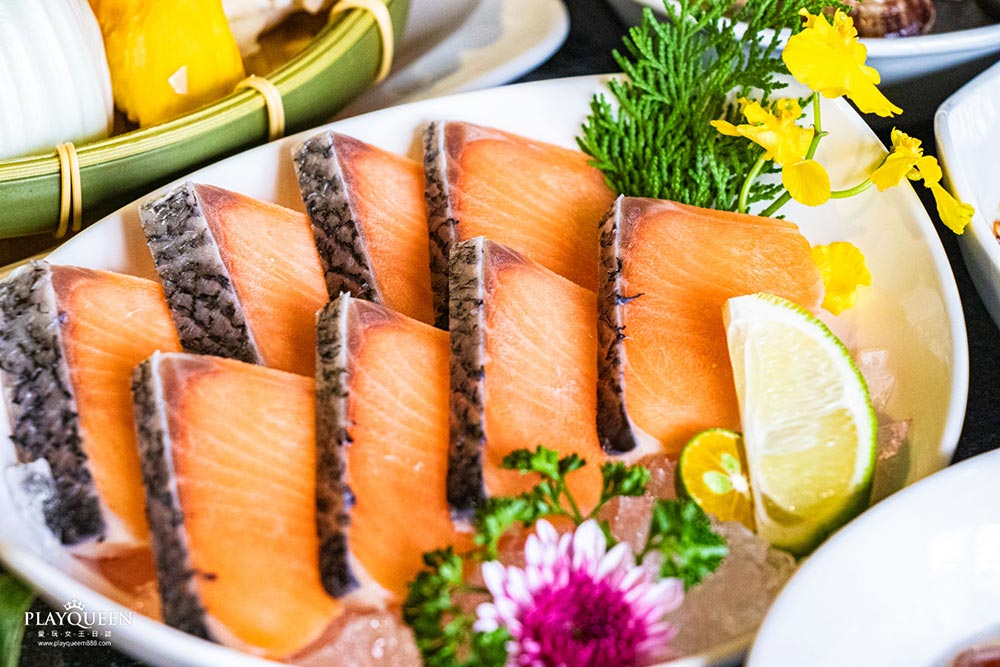 瓦庫麻辣鍋 WOW COOL 瓦庫麻辣鍋 WOW COOL