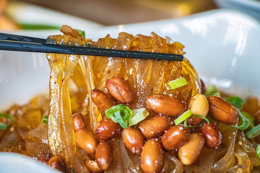 瓦庫麻辣鍋 WOW COOL 瓦庫麻辣鍋 WOW COOL