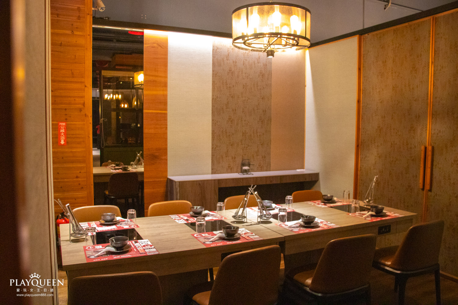 港式品鮮紅白火鍋