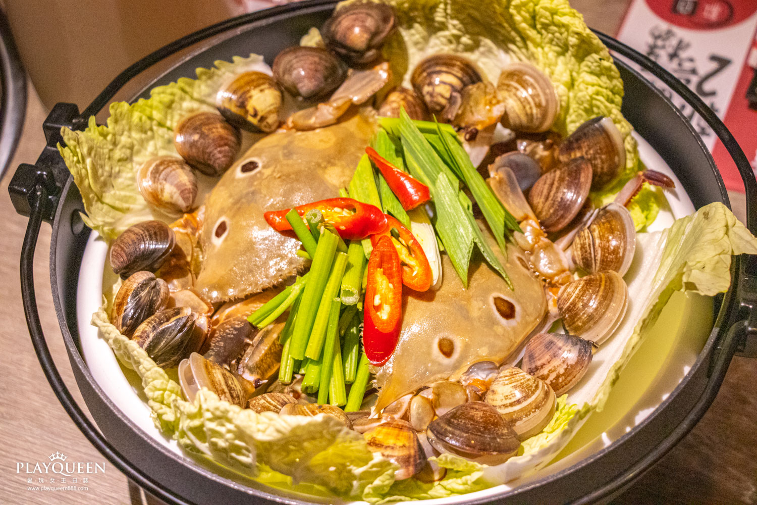 港式品鮮紅白火鍋