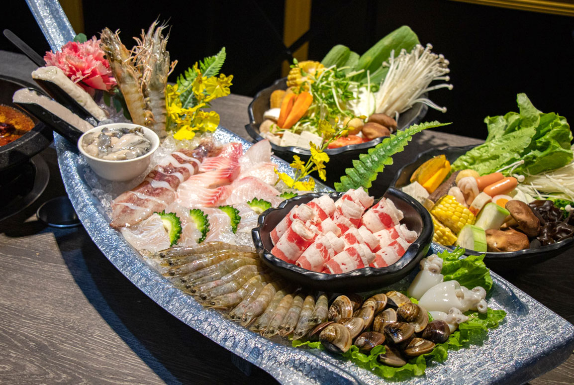 肉多多火鍋-台中向上店