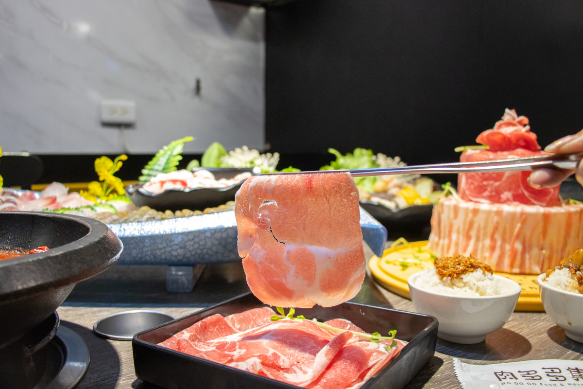 肉多多火鍋-台中向上店