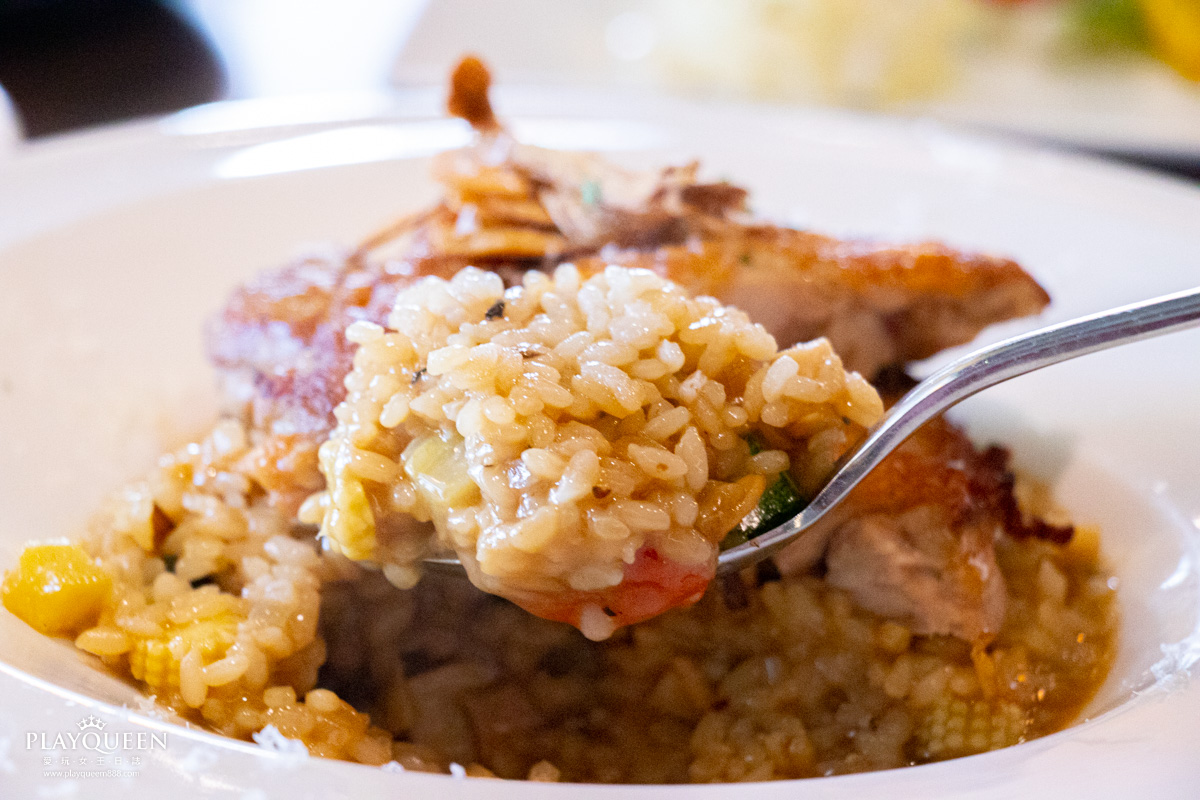 高冠咖啡餐酒館 (品牌空間)