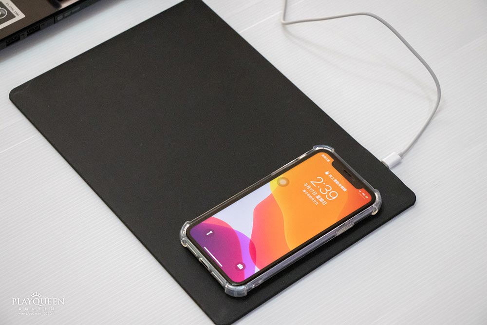 Waypad黑方方無線充電滑鼠墊