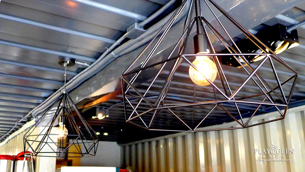 Cuboid貨櫃屋冰飲