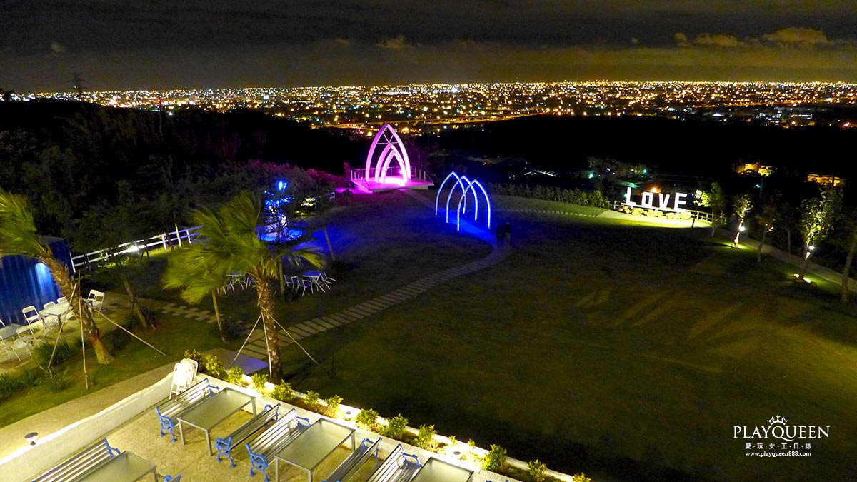 山丘上景觀咖啡館