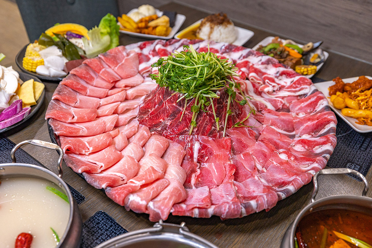 鬥牛士二鍋台中文心店