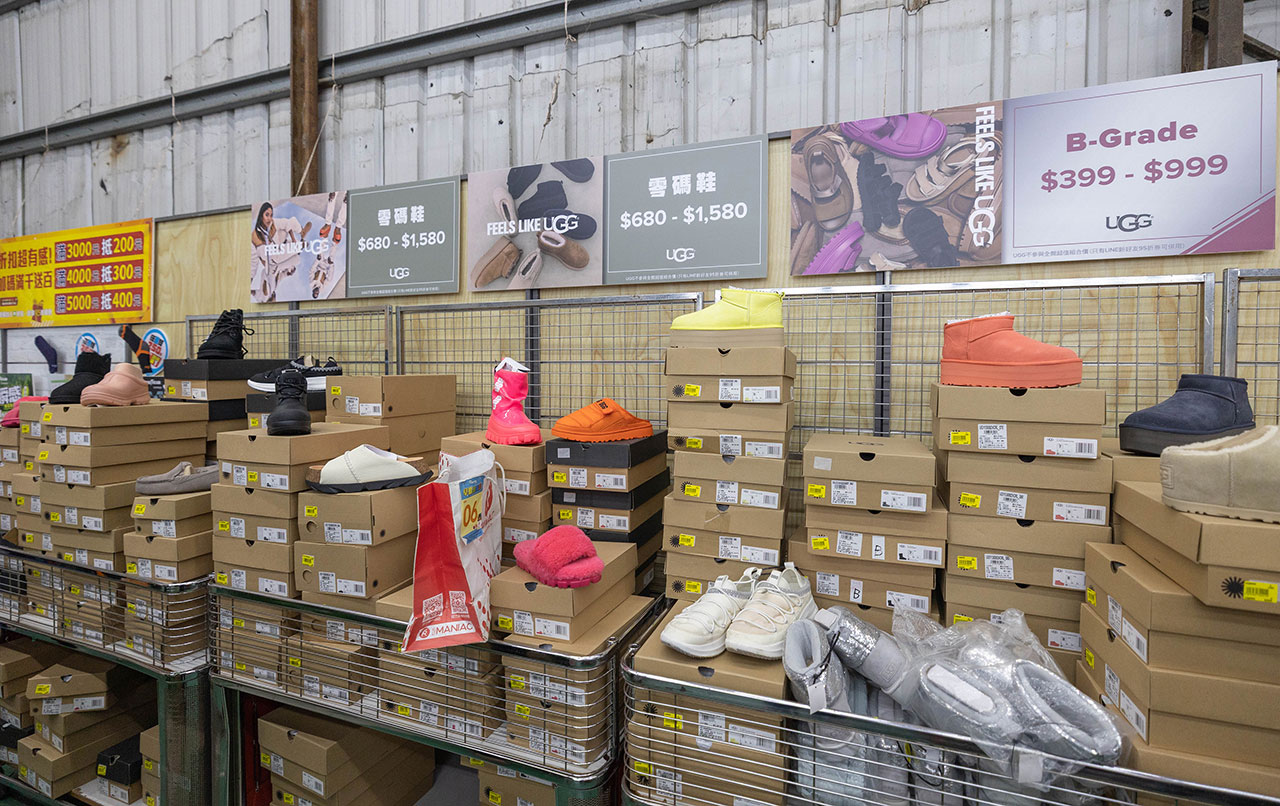 美力運動世界台中中清特賣會報到！全館下殺1折起童鞋、運動鞋、工作鞋都超便宜，前30名早鳥再享7折，還有超多買一送一活動！大雅鞋子特賣會來啦～