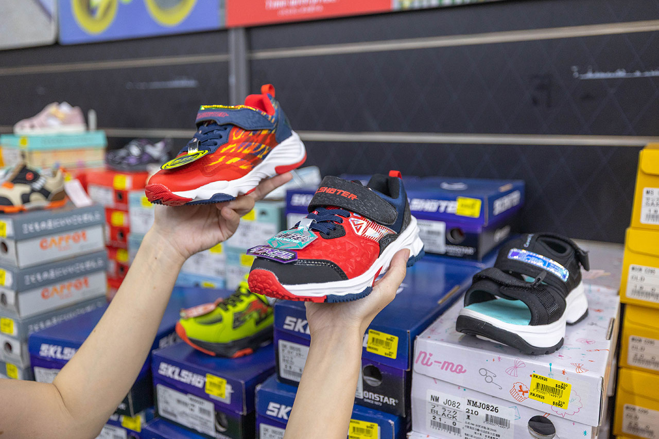 美力運動世界台中中清特賣會報到!全館下殺1折起童鞋、運動鞋、工作鞋都超便宜,前30名早鳥再享7折,還有超多買一送一活動!大雅鞋子特賣會來啦~ 美力運動世界台中中清特賣會報到!全館下殺1折起童鞋、運動鞋、工作鞋都超便宜,前30名早鳥再享7折,還有超多買一送一活動!大雅鞋子特賣會來啦~