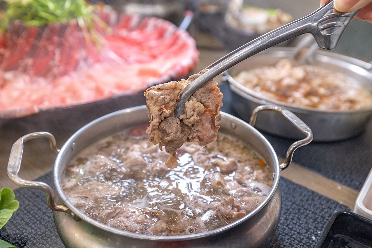 鬥牛士二鍋台中文心店